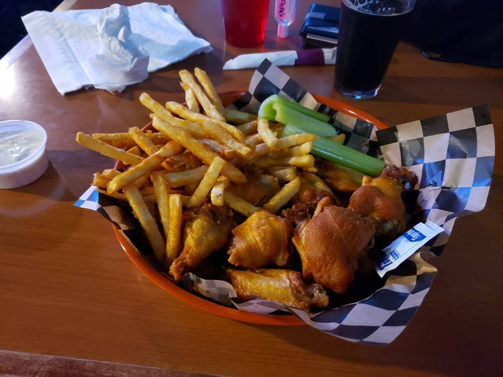 Carsons Grill | restaurant | 129 Old Hwy 431, Owens Cross Roads, AL 35763, USA | 2565851842 OR +1 256-585-1842