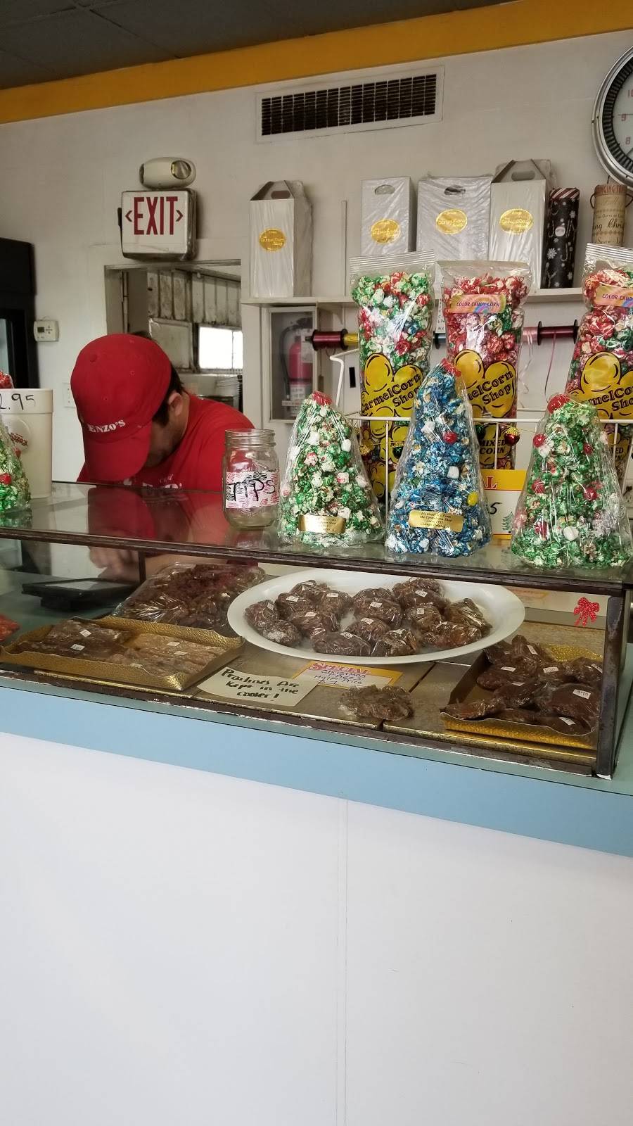 Enzos Restaurant | restaurant | 1710 Chicago Rd, Chicago Heights, IL 60411, USA | 7087547040 OR +1 708-754-7040