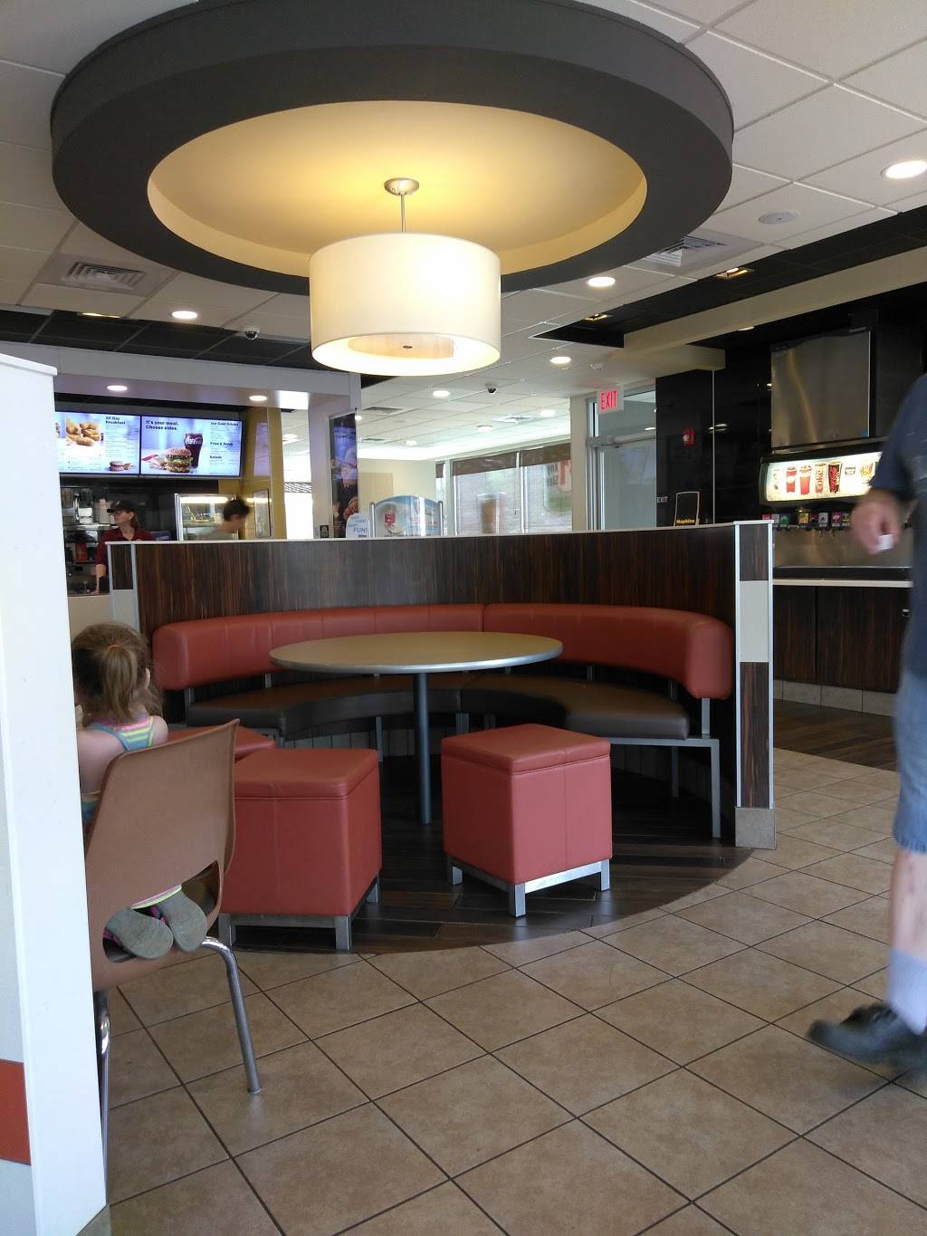 McDonalds | cafe | 6199 US-30, Greensburg, PA 15601, USA | 7248379913 OR +1 724-837-9913