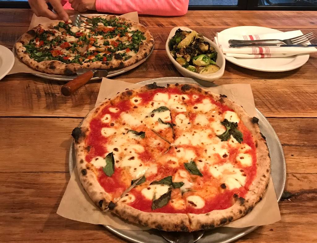 Pizzalina | restaurant | 914 Sir Francis Drake Blvd, San Anselmo, CA 94960, USA | 4152569780 OR +1 415-256-9780