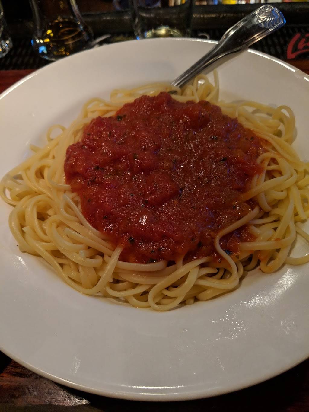 T & Ts 133 Club | restaurant | 29 Warren Ave #5019, East Providence, RI 02914, USA | 4014381330 OR +1 401-438-1330