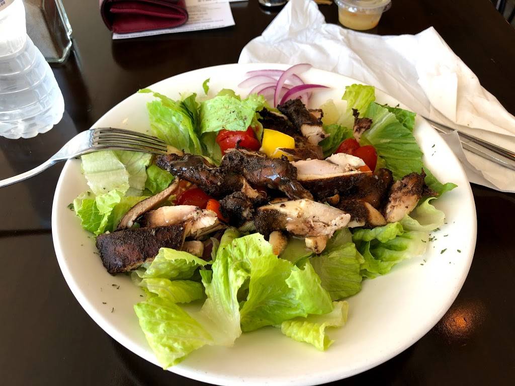 Mikeys Bistro | restaurant | 2 County Ct Blvd Unit 165, Brampton, ON L6W 3W8, Canada | 9054540548 OR +1 905-454-0548