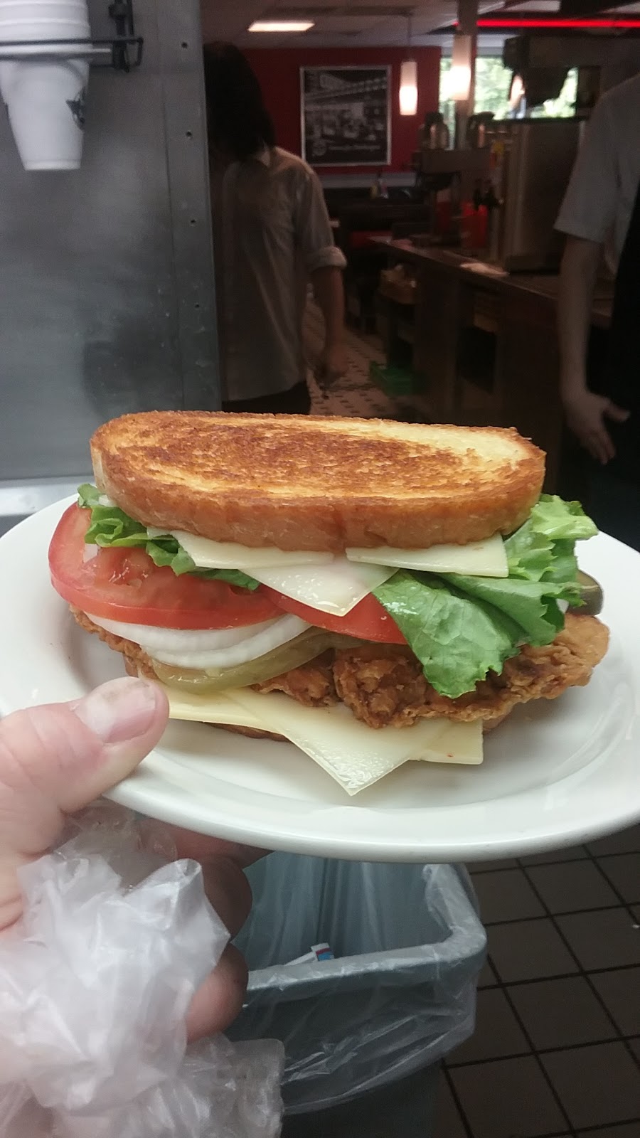 Steak n Shake | restaurant | 1919 N College Ave, Bloomington, IN 47404, USA | 8123318898 OR +1 812-331-8898