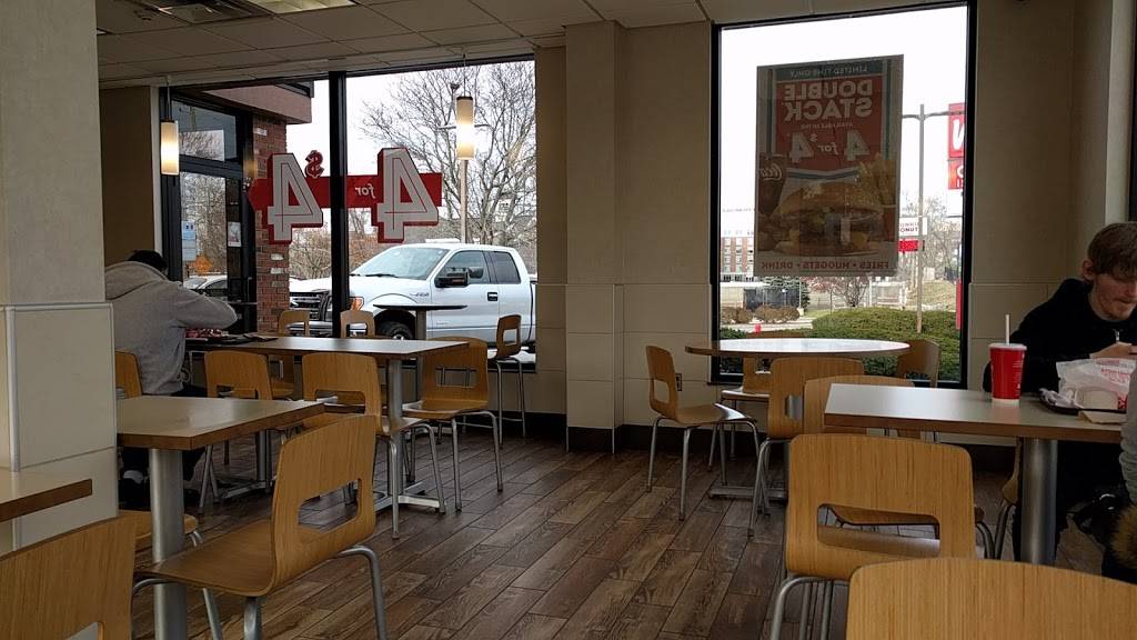 Wendys | restaurant | 39 S Main St, Bradford, MA 01835, USA | 9783726291 OR +1 978-372-6291