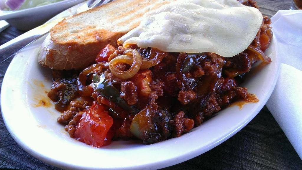 Blue Canoe | restaurant | 2006 N Gloster St, Tupelo, MS 38804, USA | 6622692642 OR +1 662-269-2642