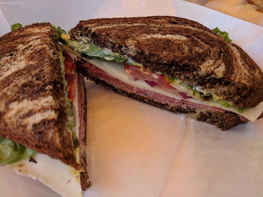 St Vrain Market, Deli & Bakery | bakery | 455 Main St, Lyons, CO 80540, USA | 3038235225 OR +1 303-823-5225