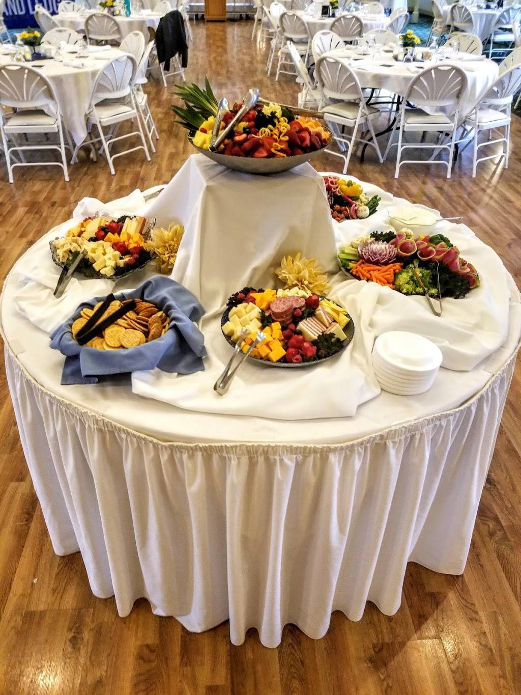 Robinhill Restaurant | restaurant | 16499, 16441 Old U.S. 27, Lansing, MI 48906, USA | 5173720217 OR +1 517-372-0217