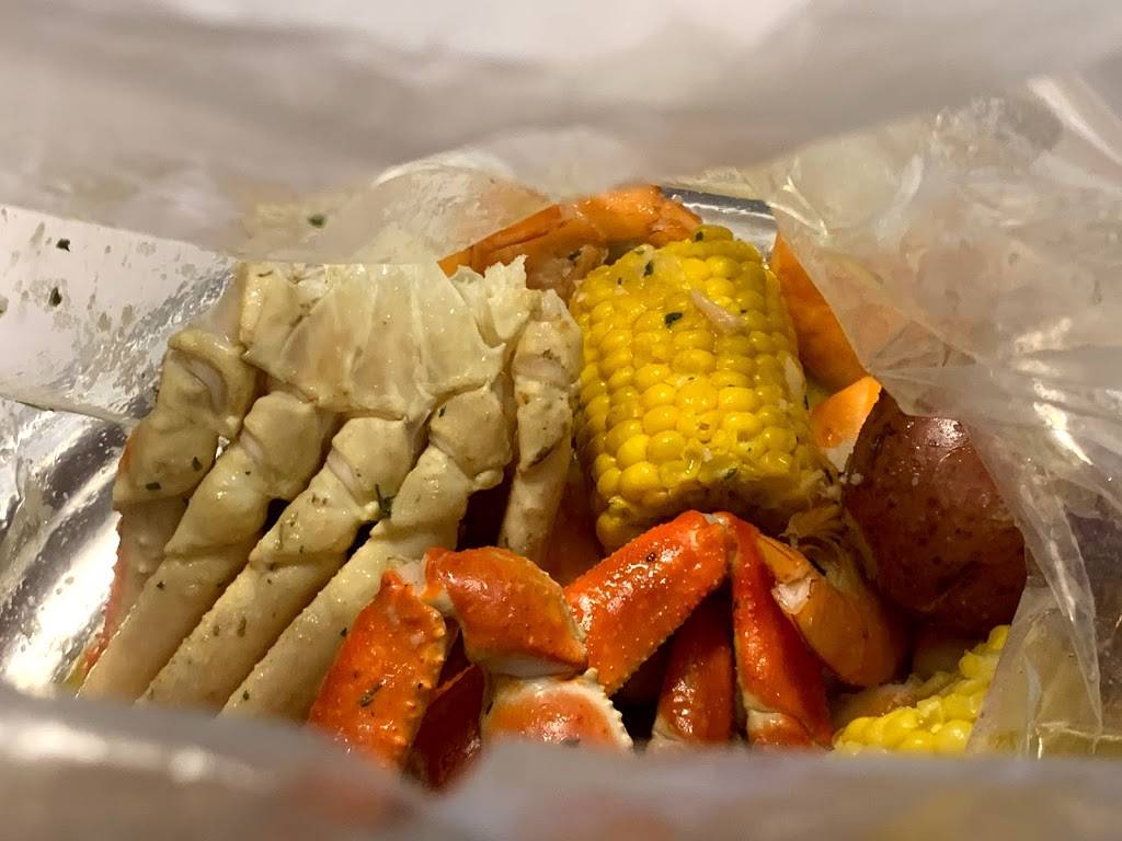 Yummy Crab | restaurant | 516 Tyvola Rd, Charlotte, NC 28217, USA | 7045957337 OR +1 704-595-7337