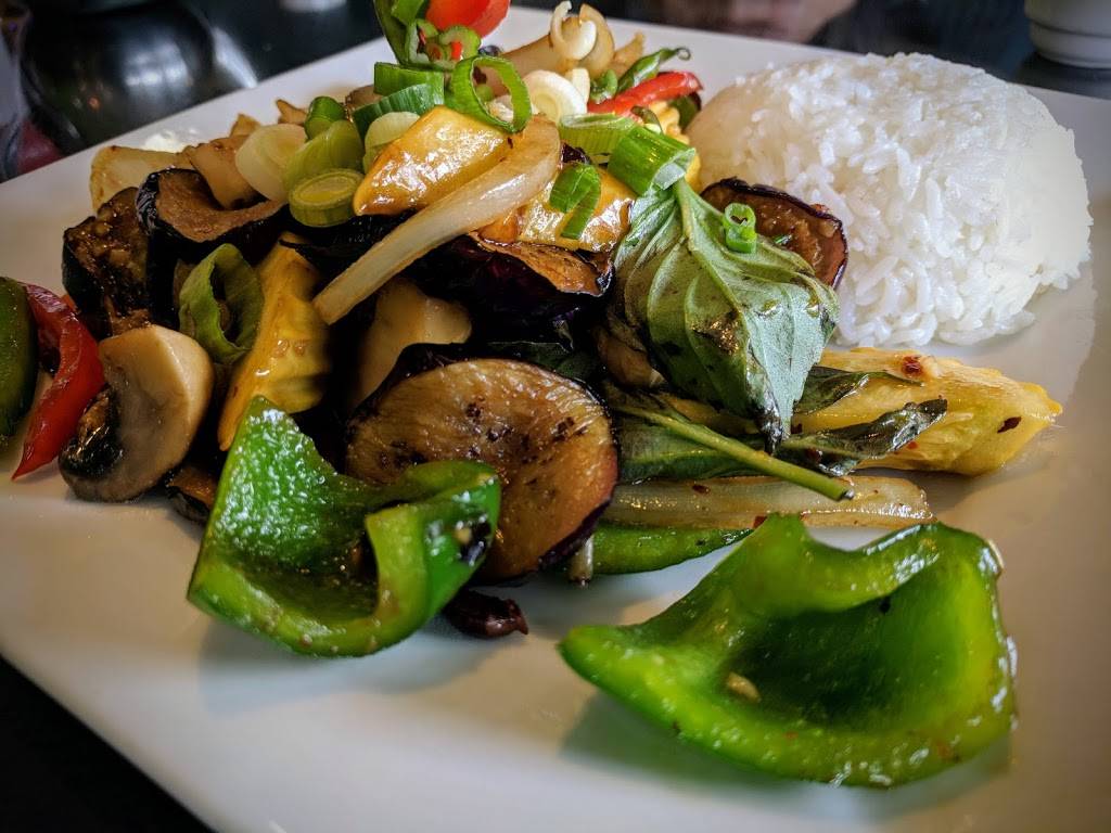 Pho Hong | restaurant | 325 N Winooski Ave, Burlington, VT 05401, USA | 8028658031 OR +1 802-865-8031