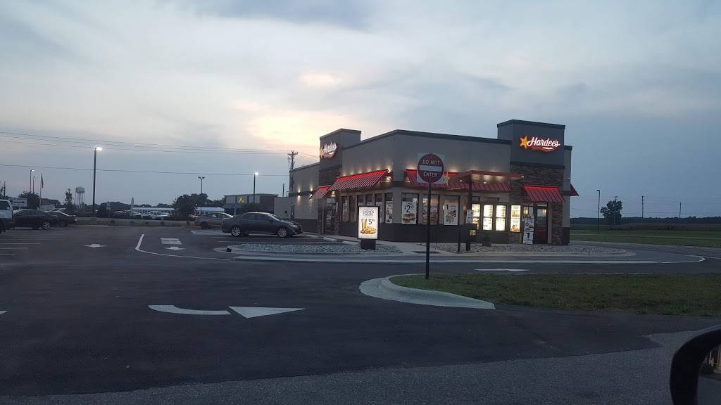 Hardees | restaurant | 205 W NC-55, Mt Olive, NC 28365, USA | 9196352496 OR +1 919-635-2496