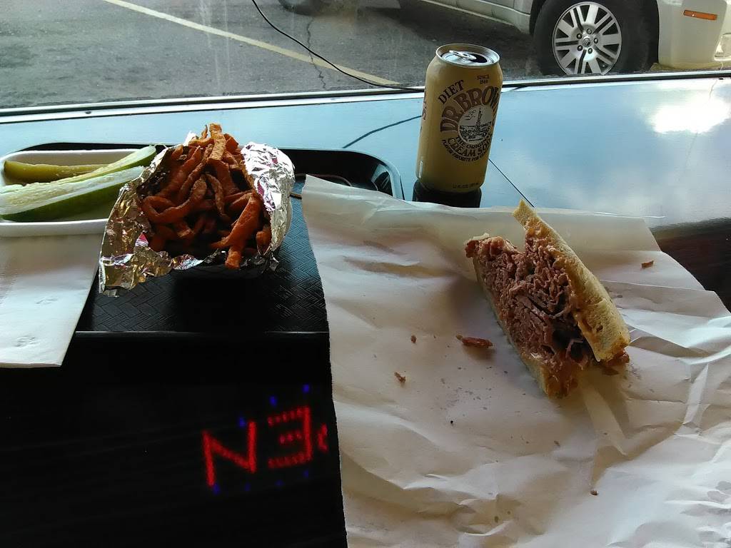 Bread Basket Deli | restaurant | 20709 Kelly Rd, Eastpointe, MI 48021, USA | 5862855450 OR +1 586-285-5450