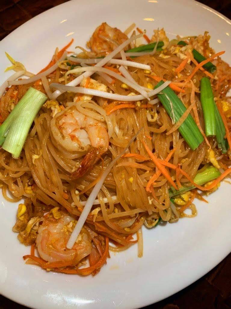 Dee Garden Thai Kitchen | restaurant | 7098 S Redwood Rd, West Jordan, UT 84084, USA | 3852961859 OR +1 385-296-1859