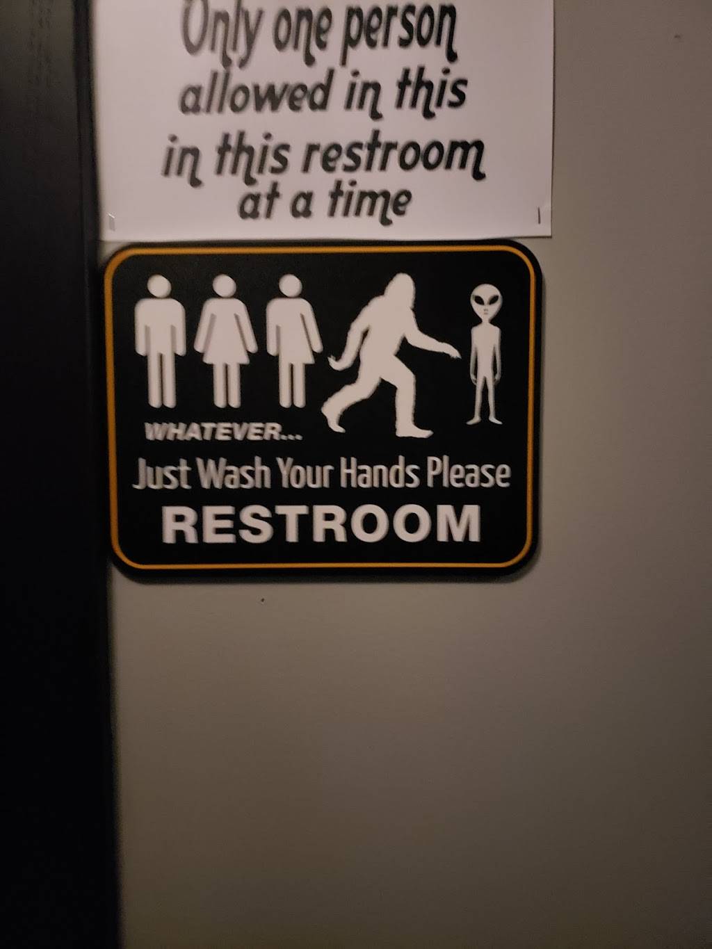 Roar | night club | 621 Culver Rd, Rochester, NY 14609, USA | 5854341248 OR +1 585-434-1248