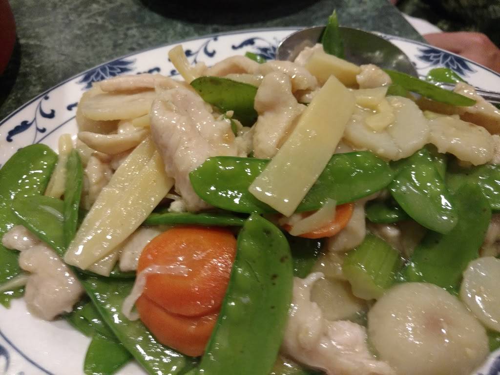 Hong Kong Chinese Restaurant | meal delivery | 6306 University Ave, Cedar Falls, IA 50613, USA | 3192664368 OR +1 319-266-4368