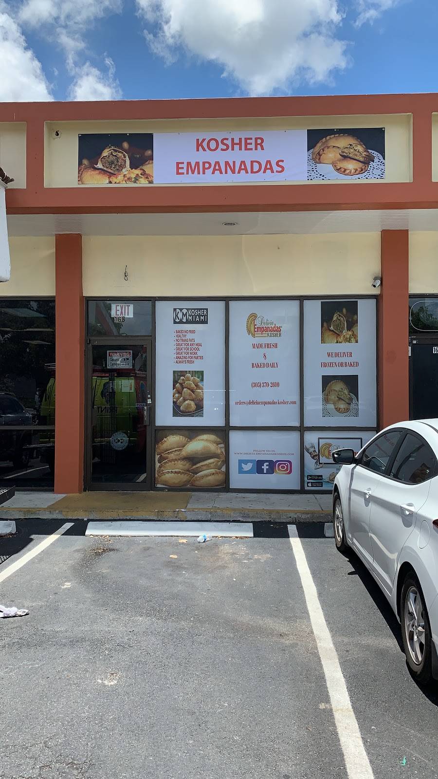 DELICIA EMPANADAS KOSHER FACTORY AND STORE | restaurant | 168 NE 167th St, Miami, FL 33162, USA | 3053702610 OR +1 305-370-2610