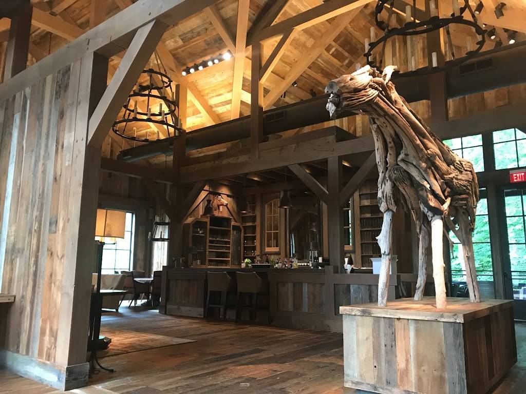 Artisanal Restaurant | restaurant | 1200 Dobbins Rd, Banner Elk, NC 28604, USA | 8288985395 OR +1 828-898-5395