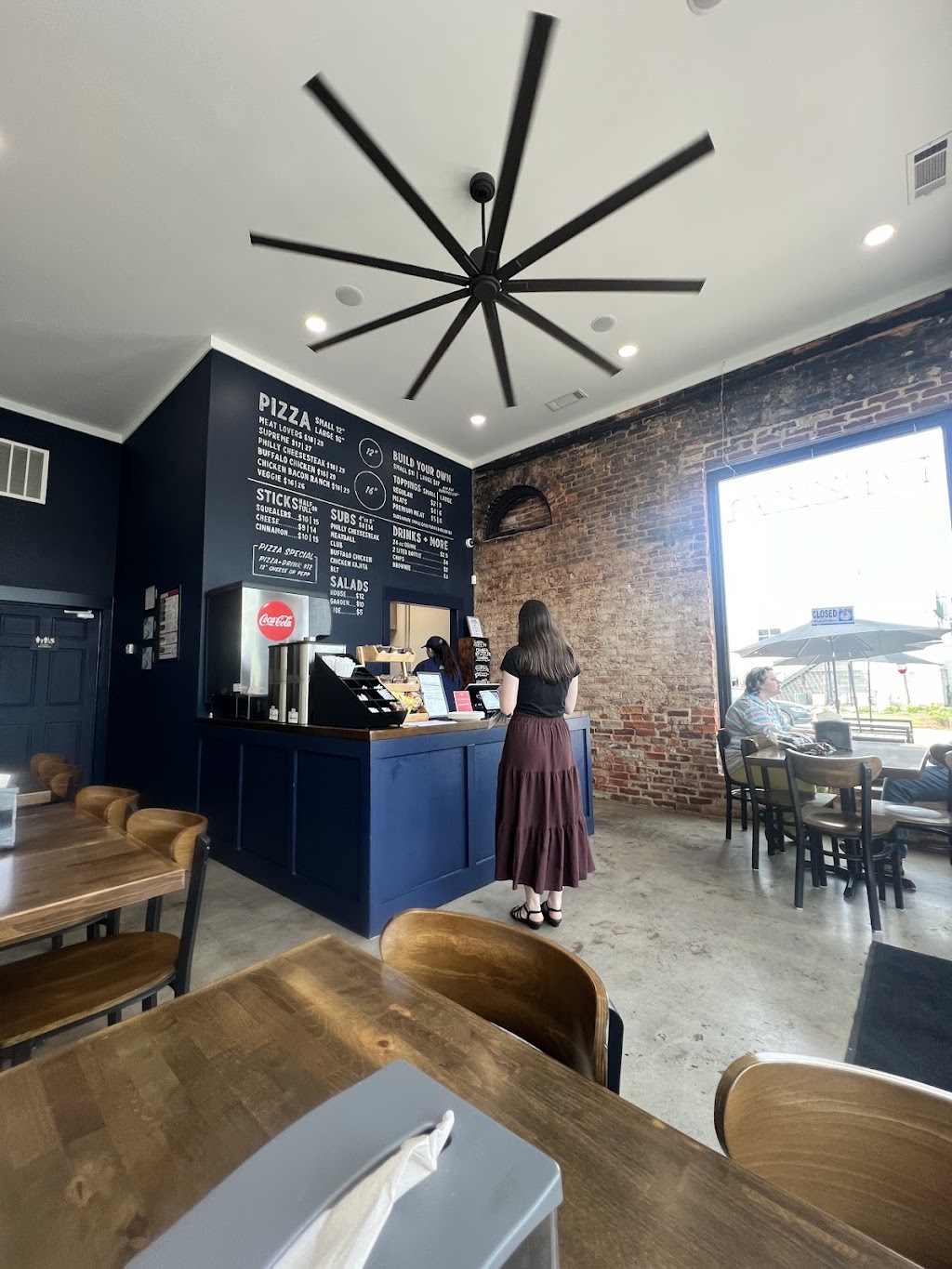 Crawford Pizza | restaurant | 1151 Athens Rd, Crawford, GA 30630, USA | 7067436055 OR +1 706-743-6055