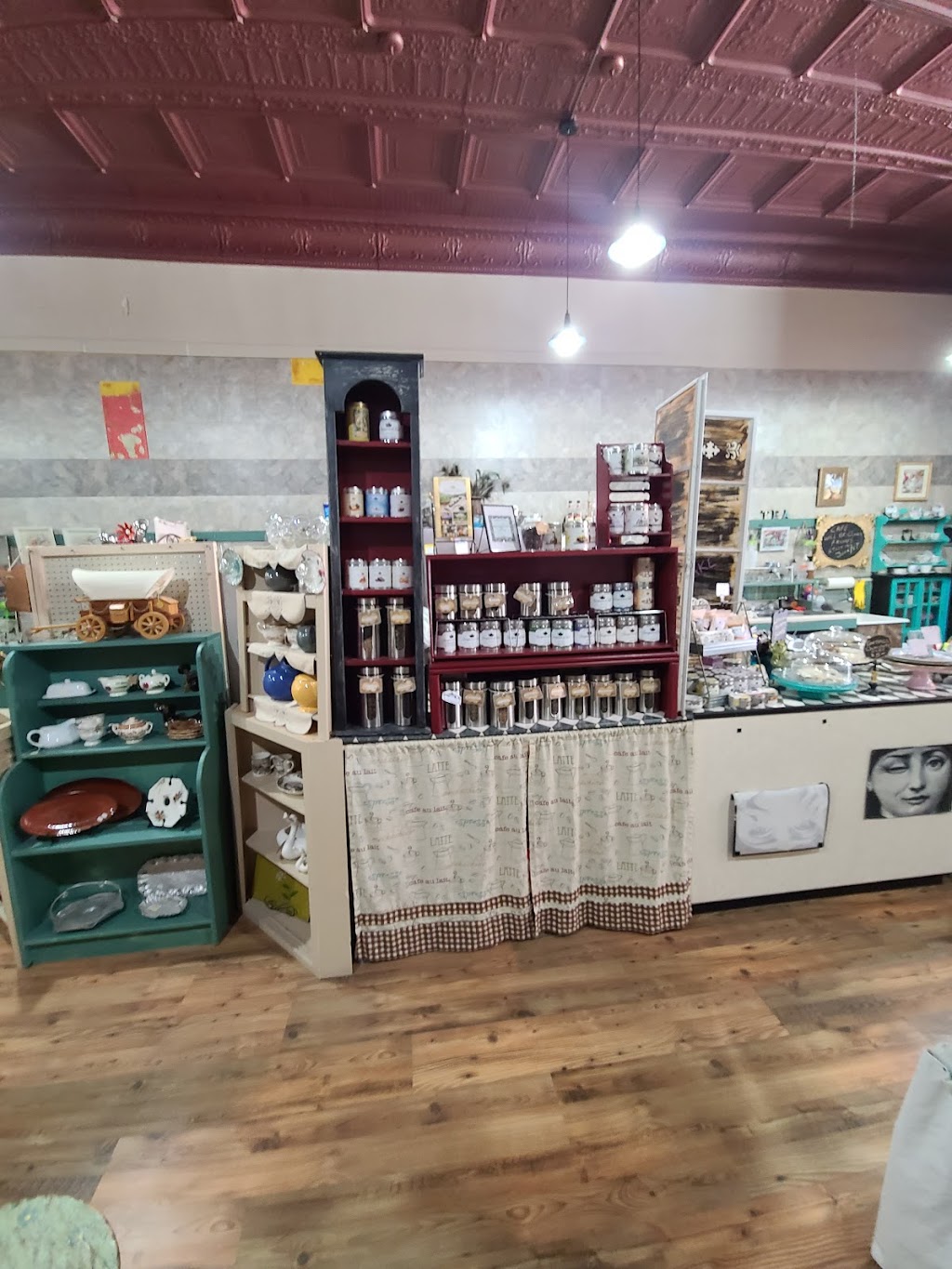 Los Gabanes Mexican Restaurant | restaurant | 546 Greybull Ave, Greybull, WY 82426, USA | 3077652120 OR +1 307-765-2120