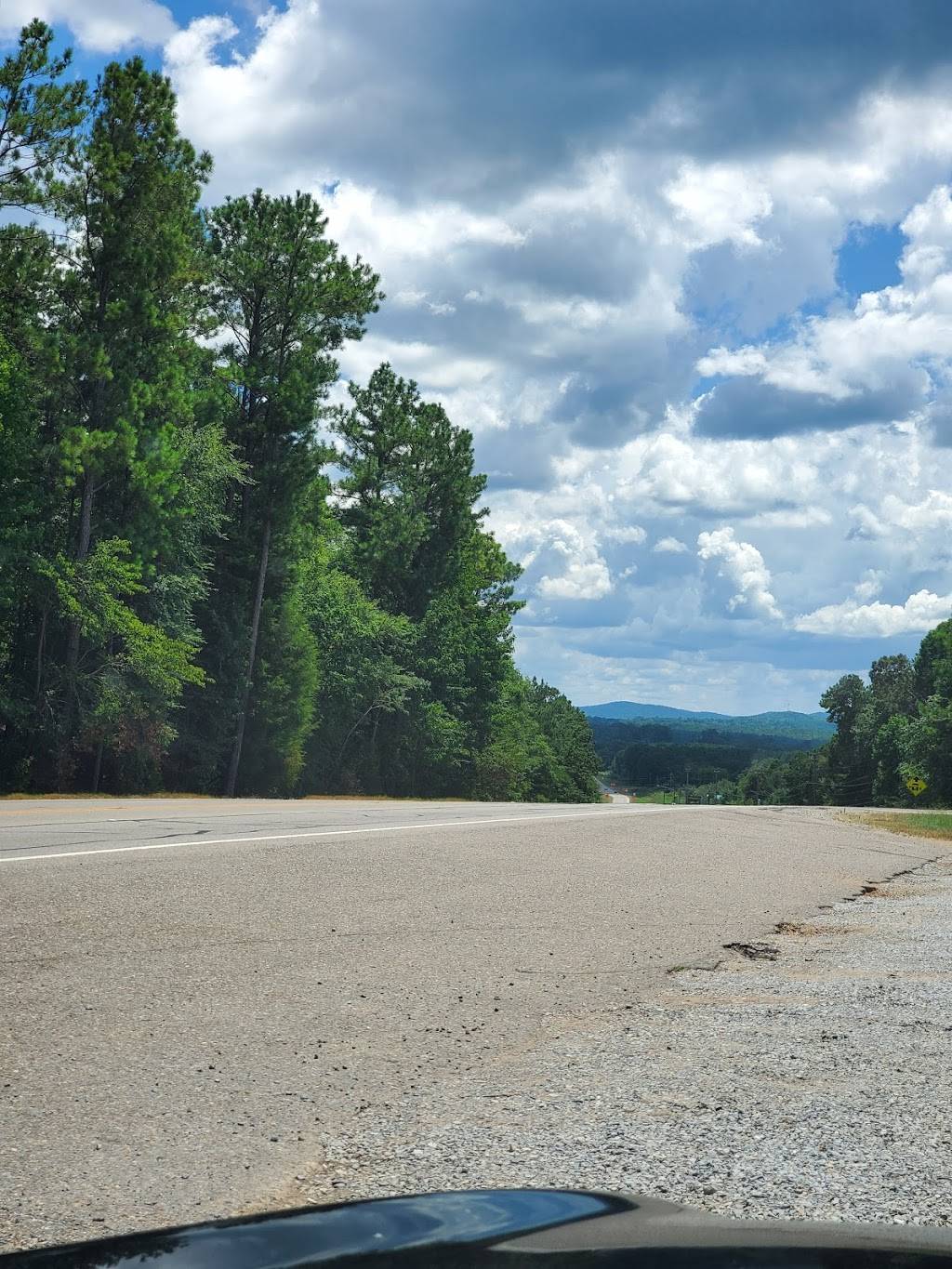 Courtyard Oyster Bar & Grill Lincoln | restaurant | 75023 AL-77, Lincoln, AL 35096, USA | 2057631225 OR +1 205-763-1225