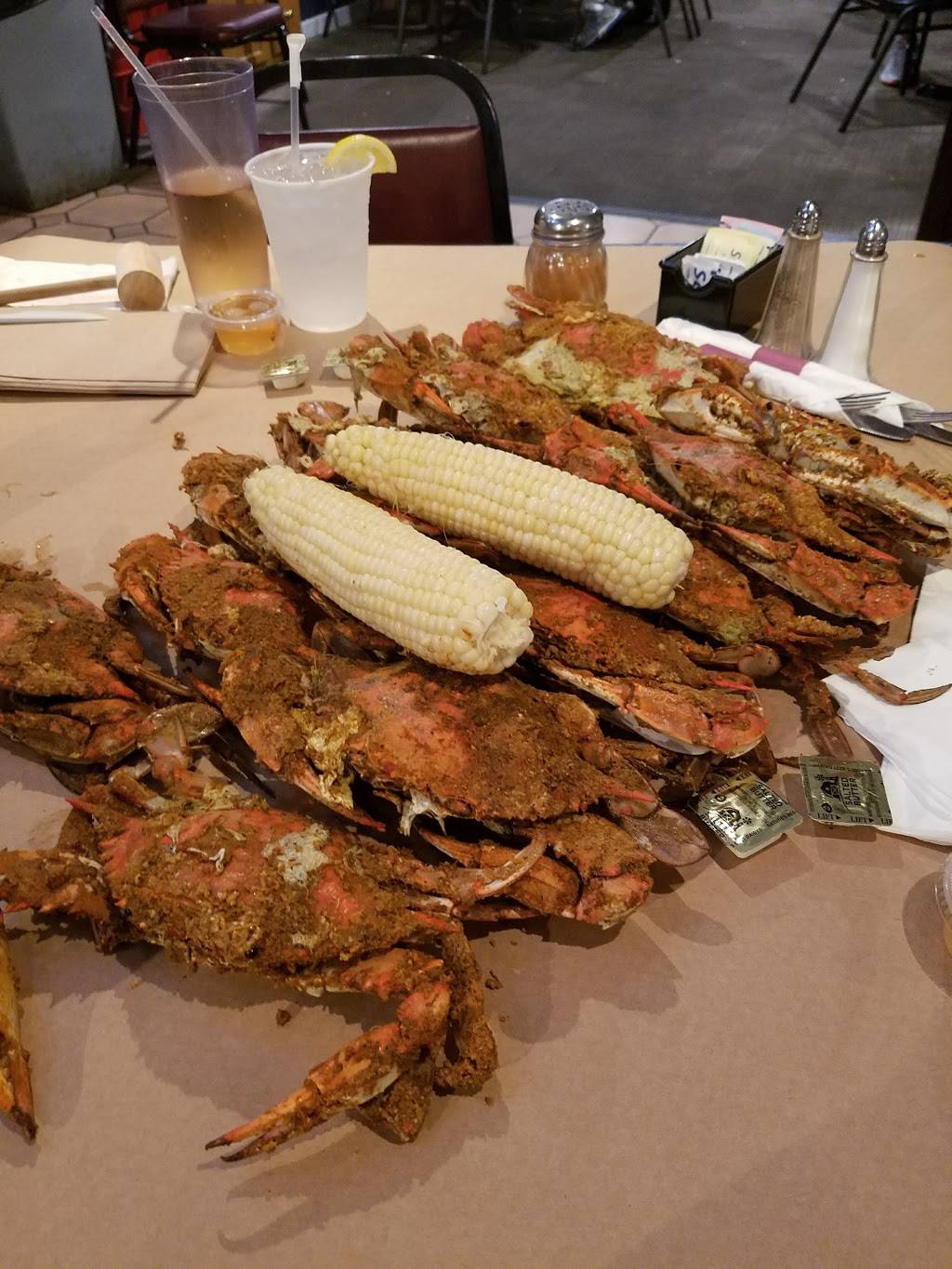 Skipjacks Crab House | restaurant | 7703 Belair Rd, Baltimore, MD 21236, USA | 4106685053 OR +1 410-668-5053