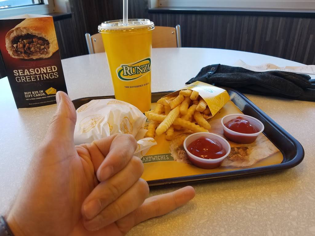 Runza Restaurant | restaurant | 10505 Pacific St, Omaha, NE 68114, USA | 4025066851 OR +1 402-506-6851