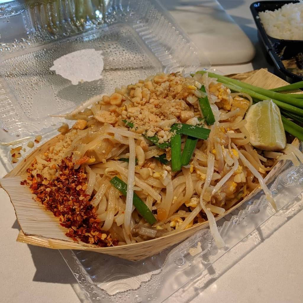 Nantana Thai Food & Desserts | restaurant | 707 Dundas St W, Toronto, ON M5T 2W6, Canada | 6475260008 OR +1 647-526-0008