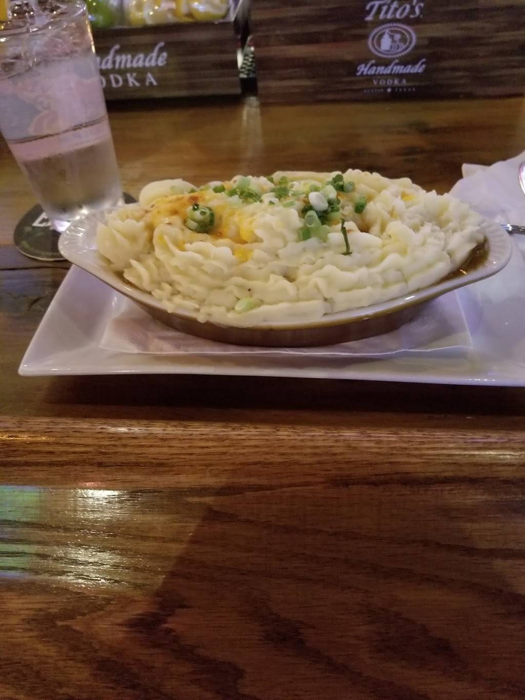 Dark Horse Tavern MP | restaurant | 1029 Park Blvd, Massapequa Park, NY 11762, USA | 5167994067 OR +1 516-799-4067