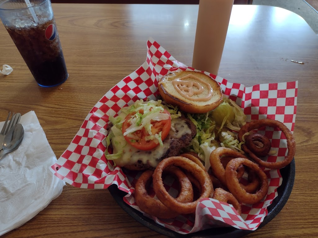 Black Bear Cafe | cafe | 111 N 5th St, Thermopolis, WY 82443, USA | 3078643221 OR +1 307-864-3221