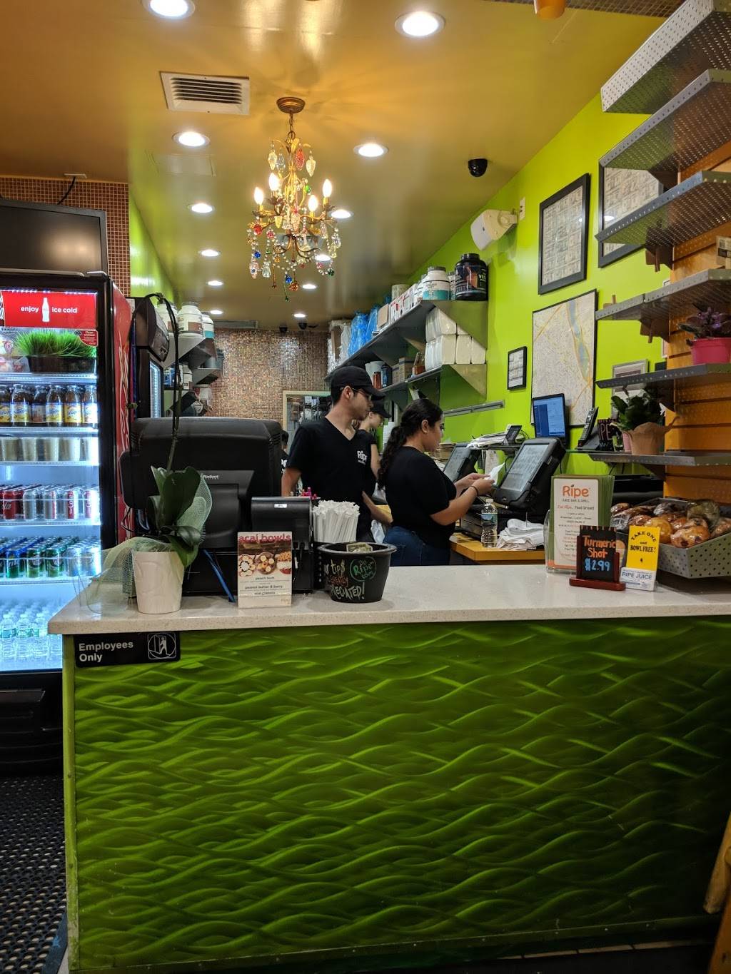 Ripe Juice Bar & Grill | restaurant | 70-13 Austin St, Forest Hills, NY 11375, USA | 7182612881 OR +1 718-261-2881