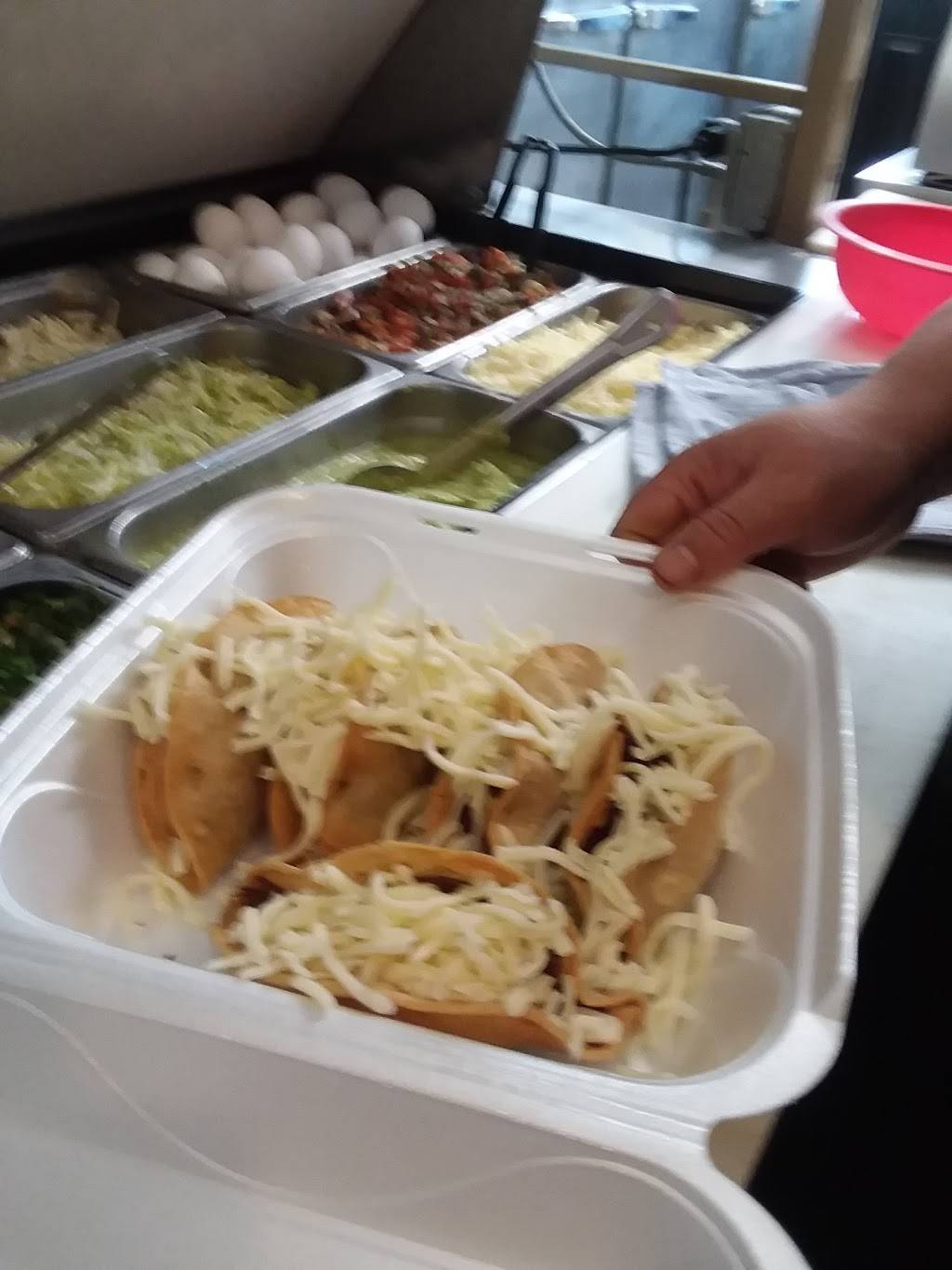 DeLeons Taco Rico | restaurant | 3465 L St, Omaha, NE 68107, USA | 4027310206 OR +1 402-731-0206