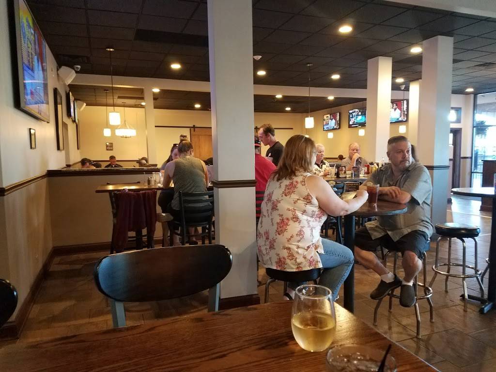 Cooms Corner Sports Grill | restaurant | 1225 E 9th St, Lockport, IL 60441, USA | 8158384420 OR +1 815-838-4420