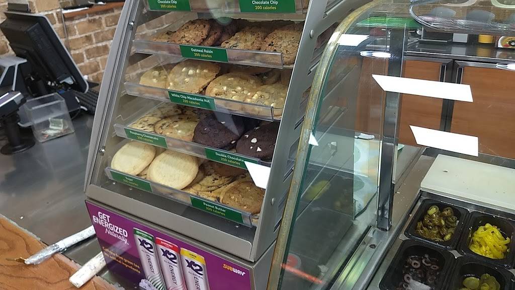 Subway Restaurants | restaurant | Plaza 30 Shopping Center, 8445 Annapolis Rd Store 8445 D, New Carrollton, MD 20784, USA | 3013060130 OR +1 301-306-0130