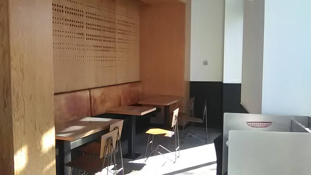 Chipotle Mexican Grill | restaurant | 1490 Fordham Blvd Ste 110, Chapel Hill, NC 27514, USA | 9199299324 OR +1 919-929-9324