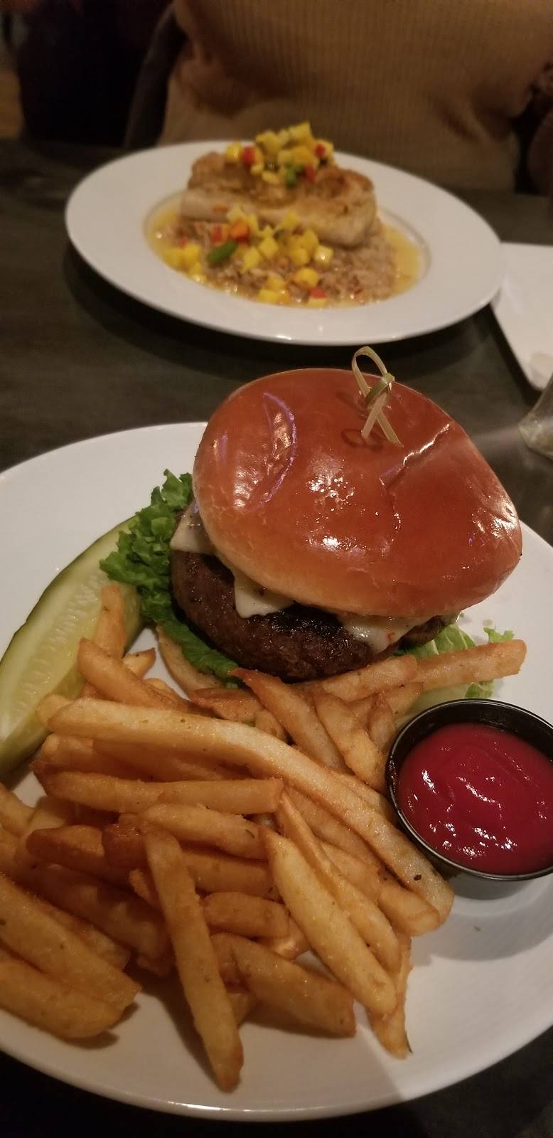 Samuels | restaurant | 1000 W Columbus Ave, Springfield, MA 01105, USA | 4137317267 OR +1 413-731-7267