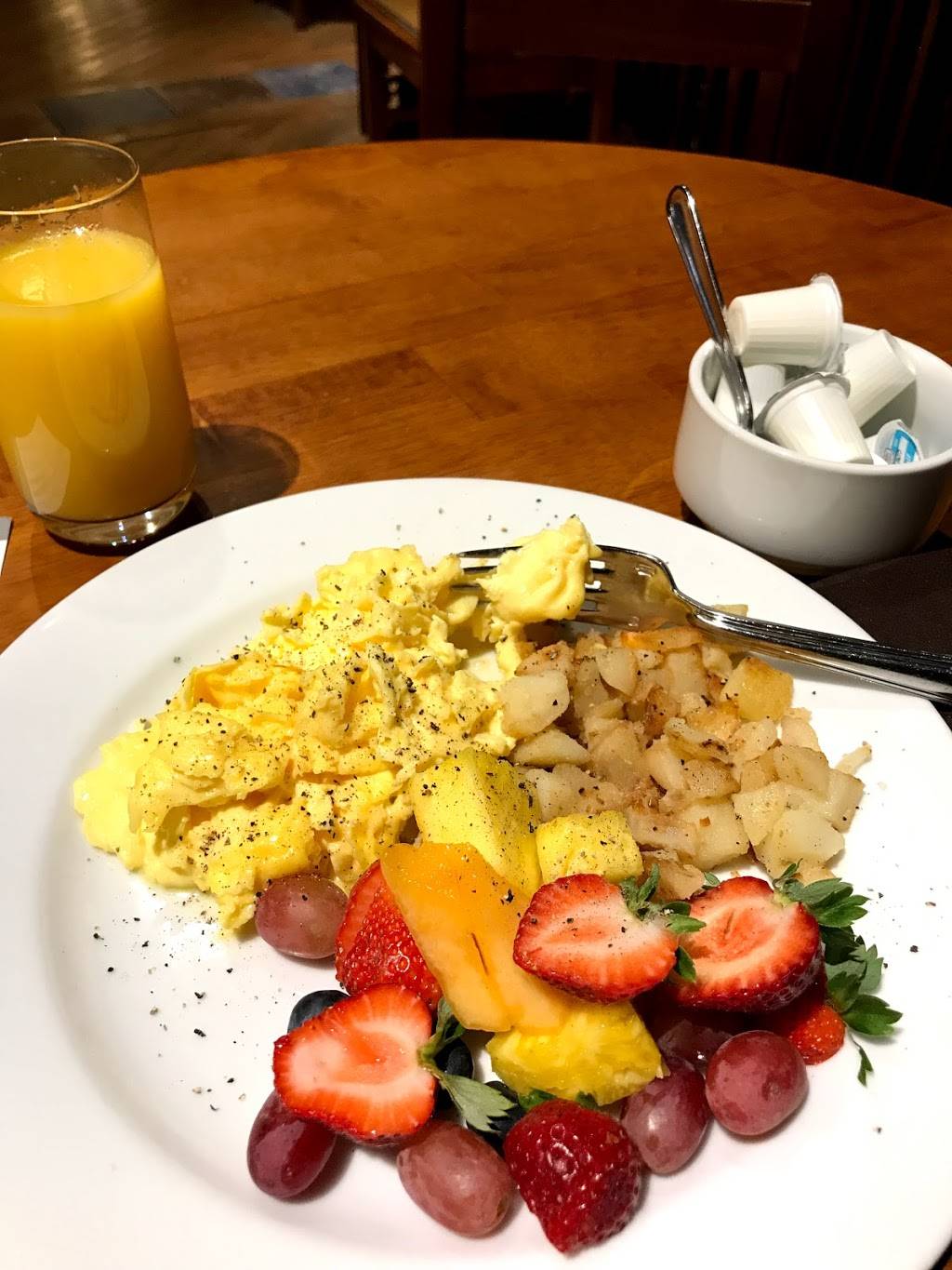 Kip’s Irish Pub & Restaurant | restaurant | 9970 Wayzata Blvd, Minneapolis, MN 55426, USA | 9523675070 OR +1 952-367-5070