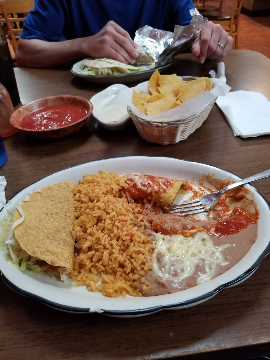 El Patron Mexican Restaurant | restaurant | 1690 Powder Springs Rd SW, Marietta, GA 30064, USA | 7706720570 OR +1 770-672-0570