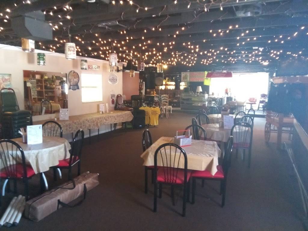 The Pickle Barrel General Store & Cafe | restaurant | 9945 County Rd 44, Leesburg, FL 34788, USA | 4074639629 OR +1 407-463-9629