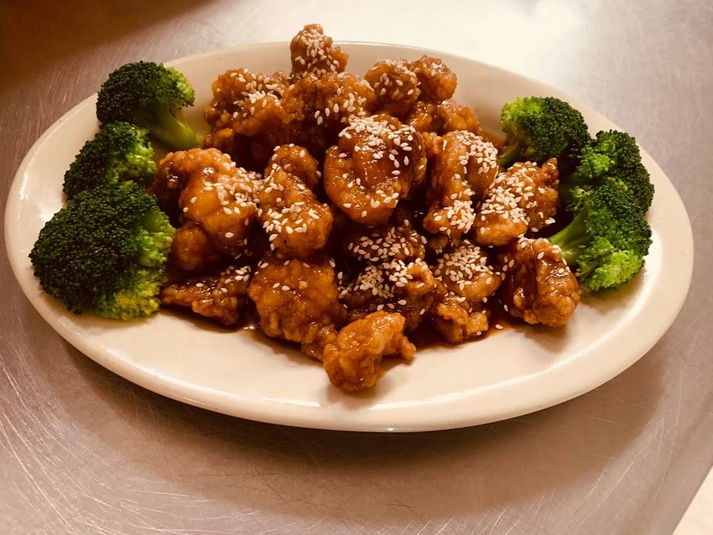 China House | restaurant | 118 2nd St, Coralville, IA 52241, USA | 3193388885 OR +1 319-338-8885