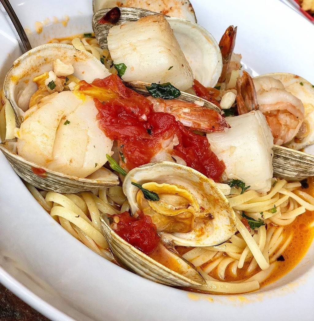 Bell City Diner | restaurant | 782 Pine St, Bristol, CT 06010, USA | 8605859393 OR +1 860-585-9393