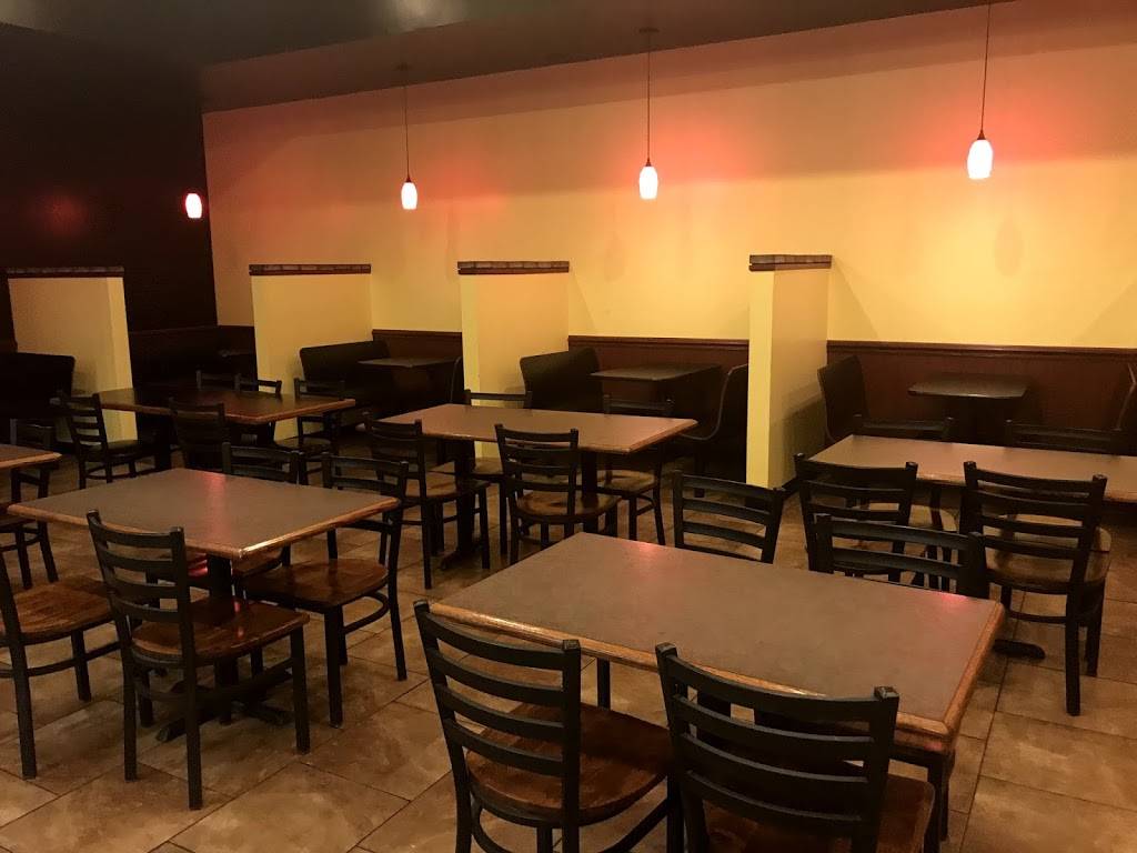 Brgrs N More | restaurant | 1780 Tiny Town Rd Suite D, Clarksville, TN 37042, USA | 9316471110 OR +1 931-647-1110