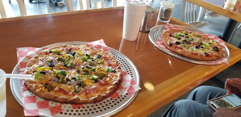 Fire Oven Pizza | restaurant | 2801 Packerland Way Ste 3, Louisville, KY 40213, USA | 5023849666 OR +1 502-384-9666