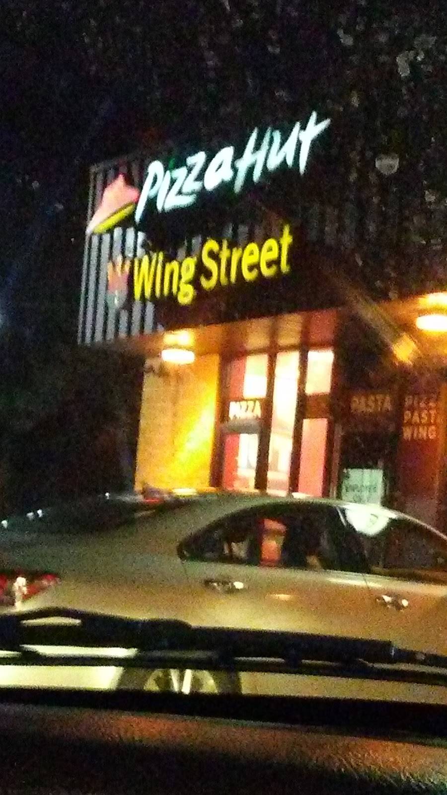 Pizza Hut | restaurant | 4501 Castor Ave, Philadelphia, PA 19124, USA | 2155370888 OR +1 215-537-0888