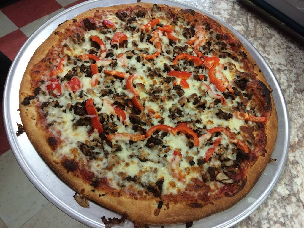 Crown fried chicken & pizza | restaurant | 830 Broad St, Central Falls, RI 02863, USA | 4017253592 OR +1 401-725-3592