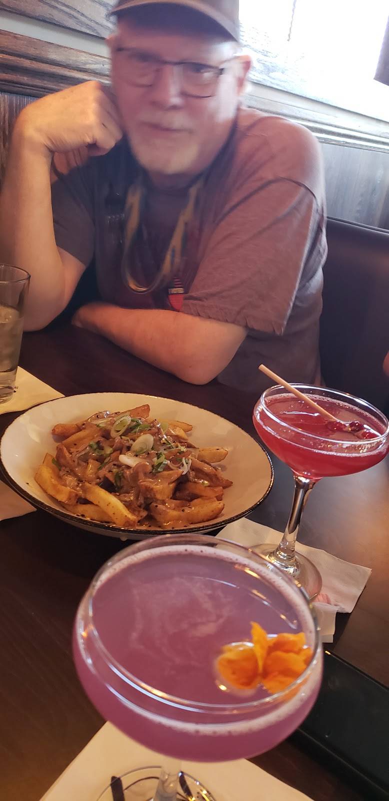 The Hideaway Steakhouse | restaurant | 4137 E Anaheim St, Long Beach, CA 90804, USA | 5623435630 OR +1 562-343-5630