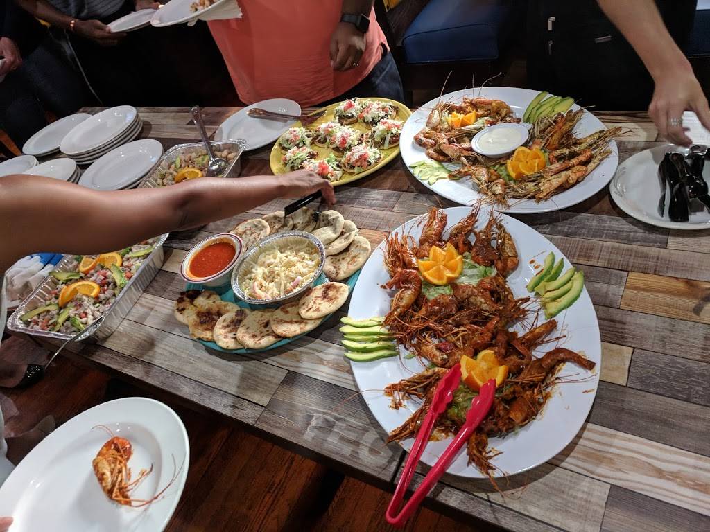 La Riviera Marisqueria | restaurant | 6023 Albemarle Rd, Charlotte, NC 28212, USA | 7045666101 OR +1 704-566-6101