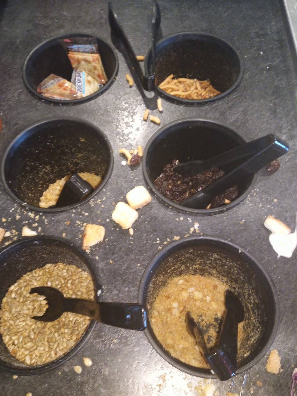 Round Table Clubhouse | meal delivery | 900 Dana Dr Suite A15, Redding, CA 96003, USA | 5302231975 OR +1 530-223-1975