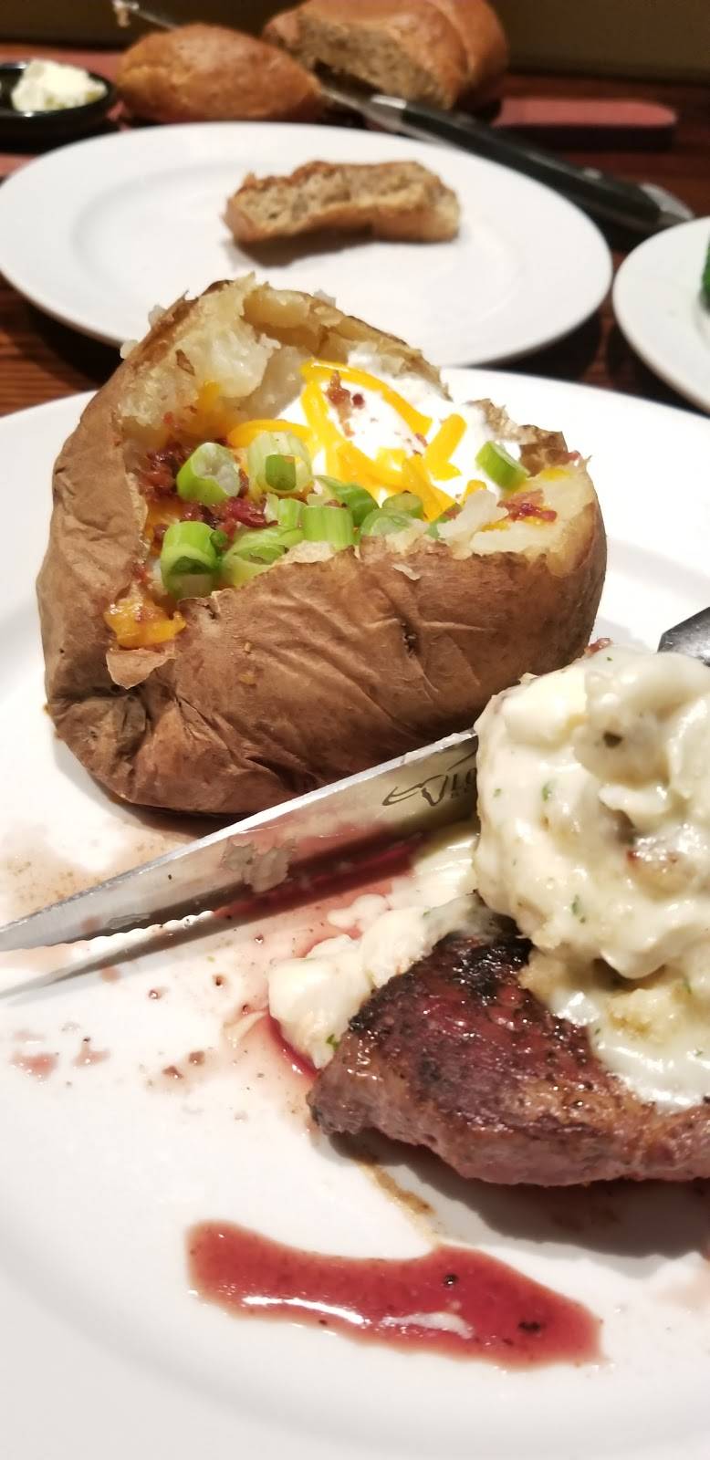 LongHorn Steakhouse | meal takeaway | 22503 US-281 Bldg 2, San Antonio, TX 78258, USA | 2104817643 OR +1 210-481-7643