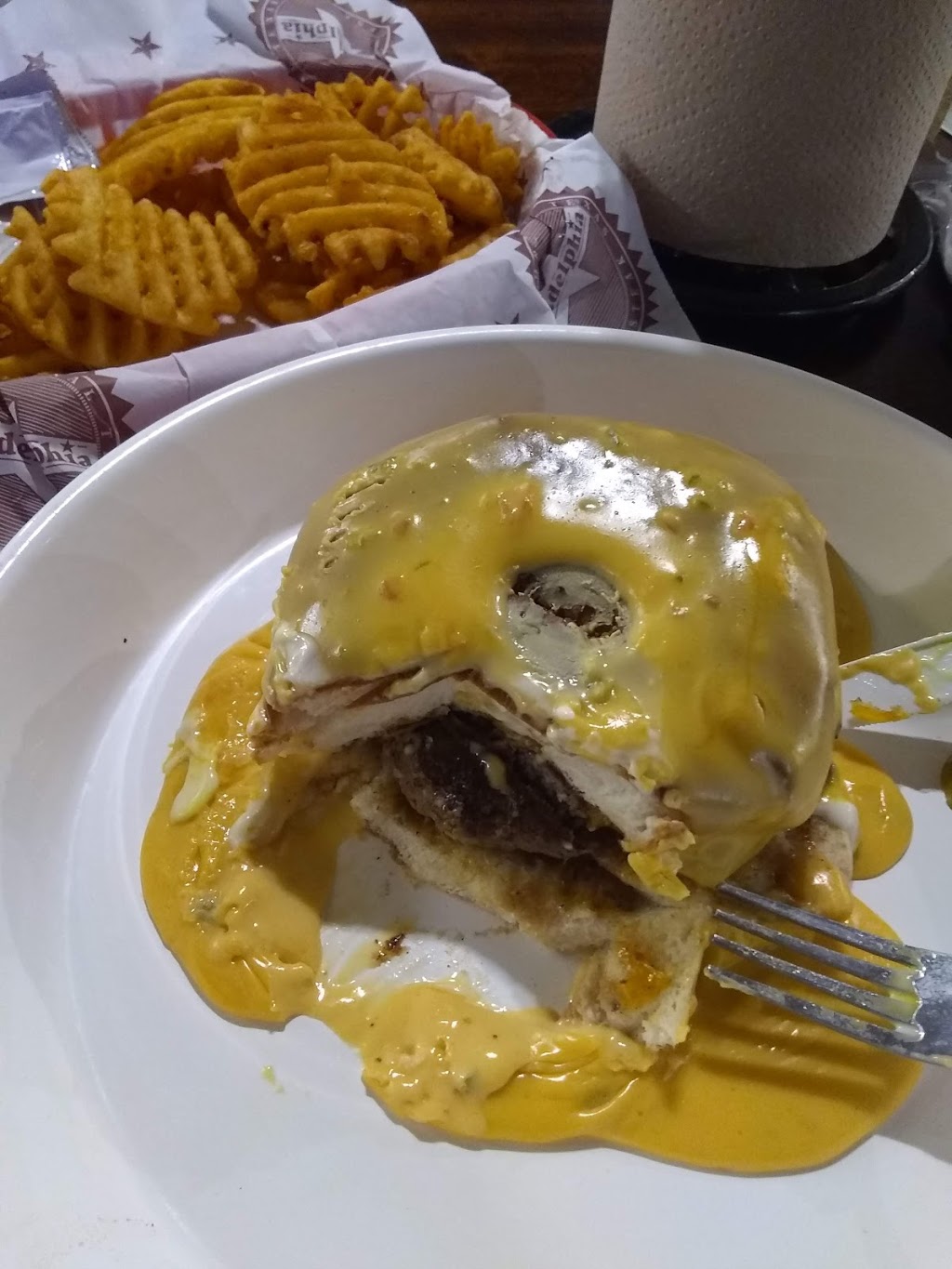 Texadelphia - The Strand | restaurant | 11255 Huebner Rd #109, San Antonio, TX 78230, USA | 2107299001 OR +1 210-729-9001