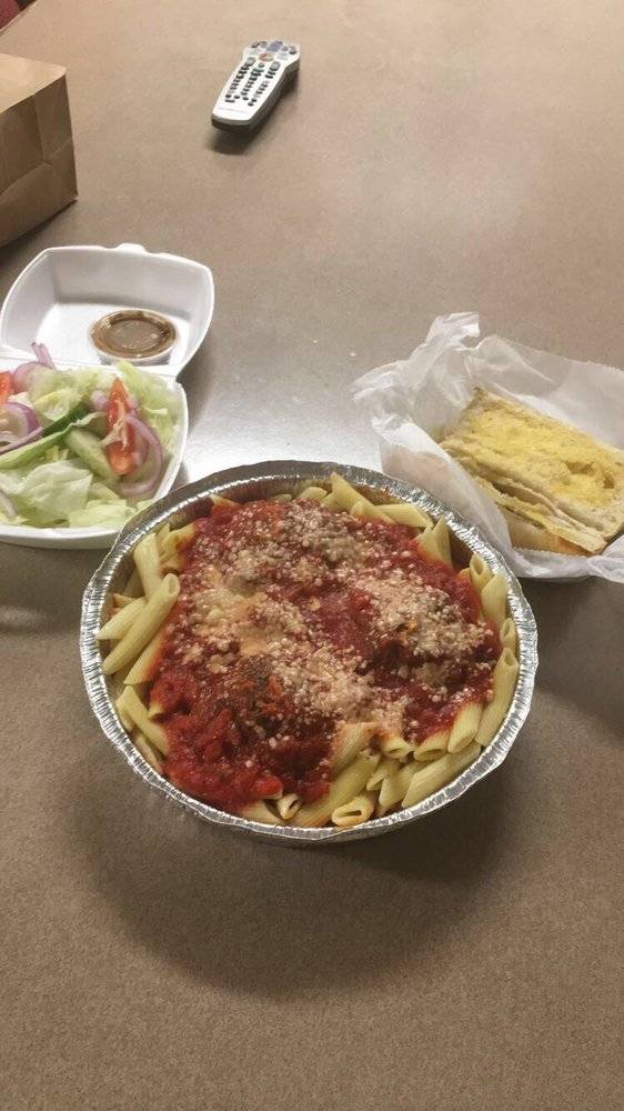 Spooners Restaurant & Pizza | meal takeaway | 1131, 1400 Whalley Ave, New Haven, CT 06515, USA | 2033899894 OR +1 203-389-9894