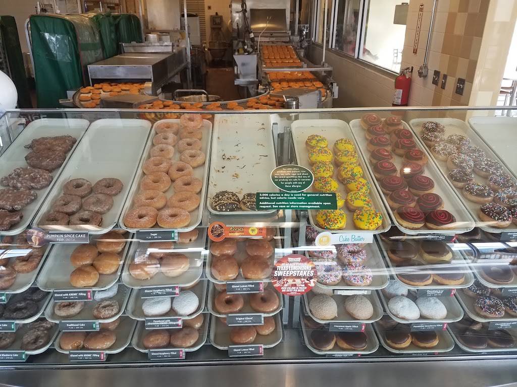 Krispy Kreme | bakery | 9040 B, Dyer St, El Paso, TX 79904, USA | 9156130044 OR +1 915-613-0044